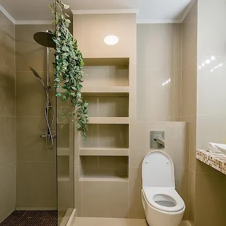Appartement Golden Glow - Elegant Retreat In Bucarest